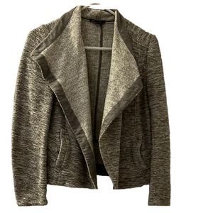 Vince Cream Blazer with Structured Fit and Wide Lapels